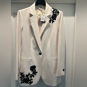 NEW Anne Klein Cream Blazer with Black Floral Details